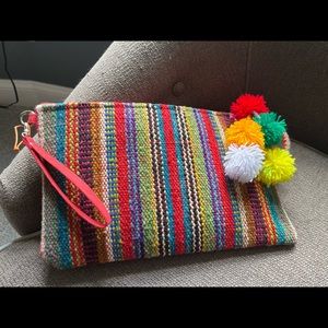 Great clutch from Lima, Peru